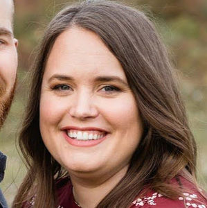 Meet your Posher, Steph